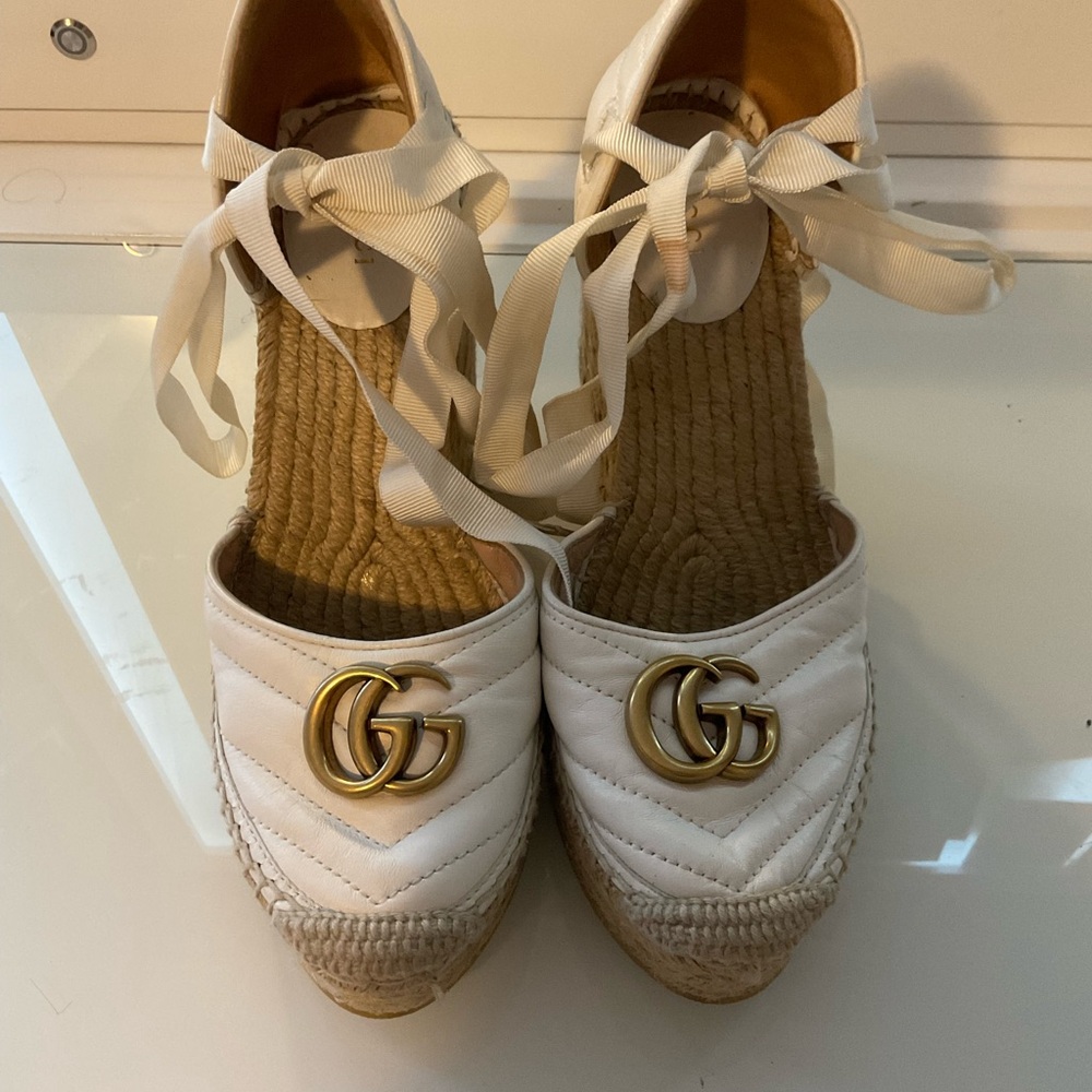 Gucci White and Gold Espadrilles with GG Logo